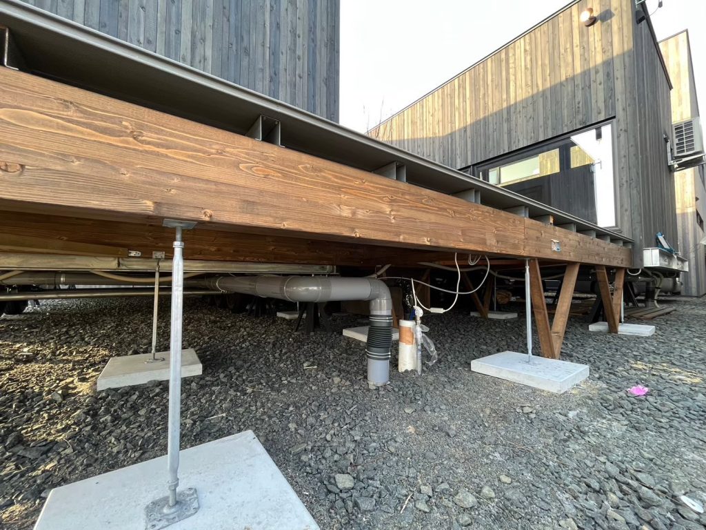 exterior2